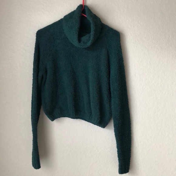 Hollister Sweaters - Soft Green Hollister Sweater